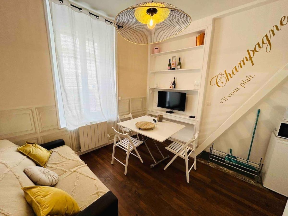Le Champagne Coquebert Centre-Ville Reims Dış mekan fotoğraf